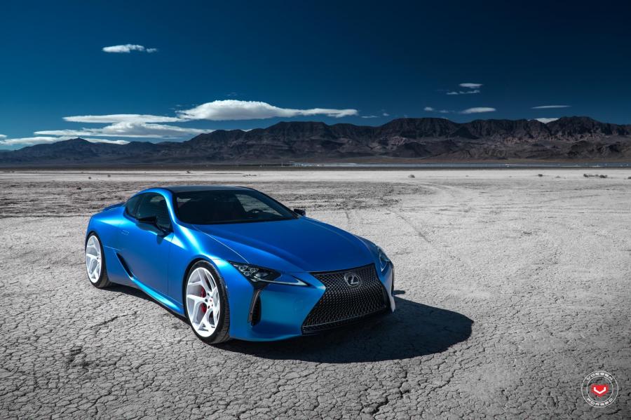  Lexus LC500 on Vossen Wheels (CG-205T) 2017 года  (фото 13 из 21)